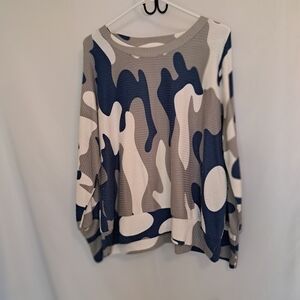 Greige Camouflage Crew Neck Sweater Women's XL #122